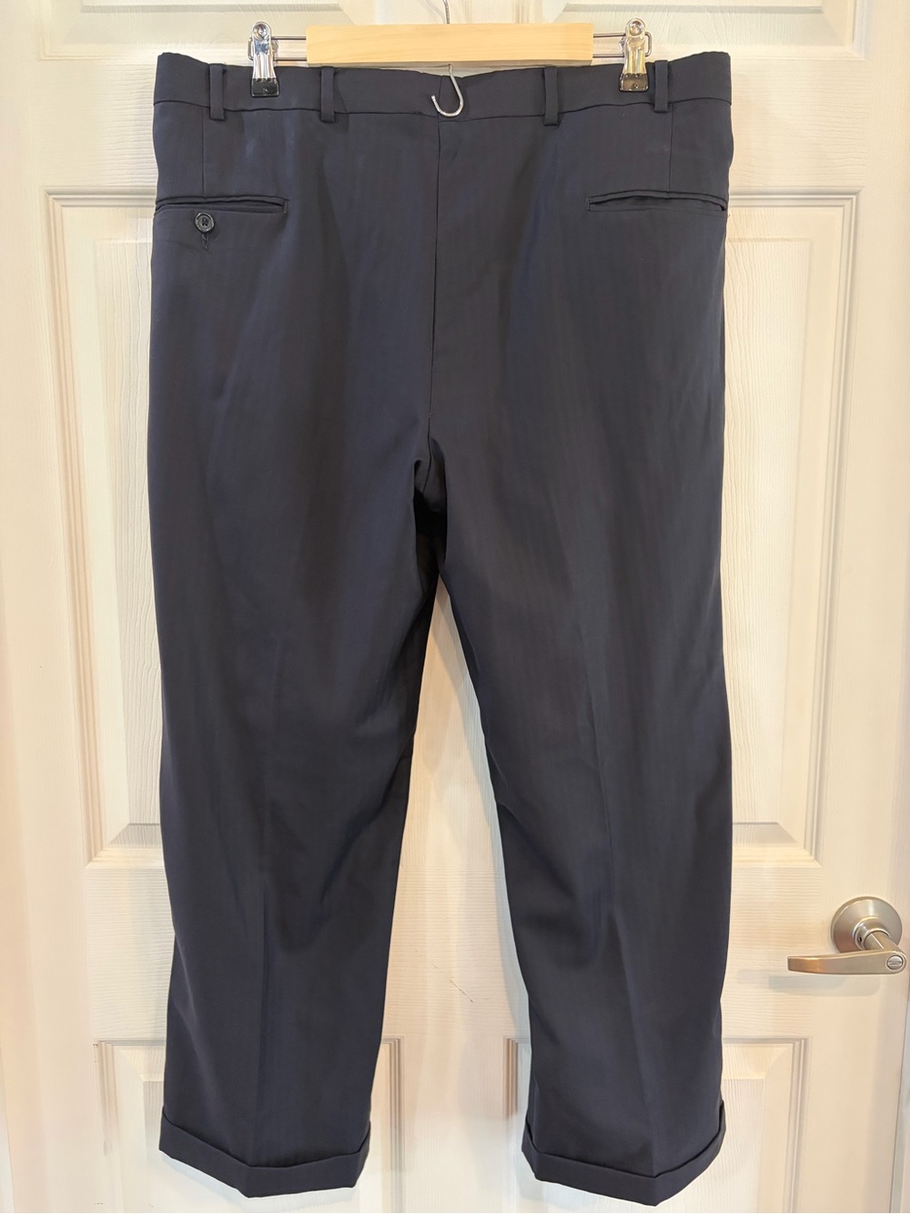 Vintage Men's Black Two-Piece Suit - Picture 10 of 10